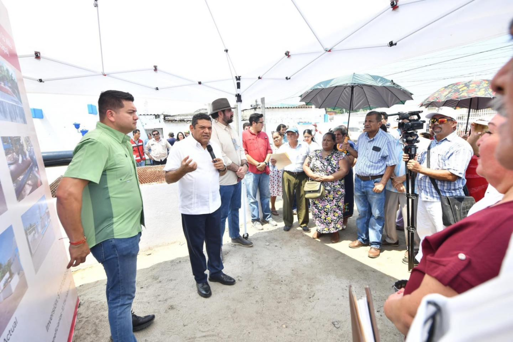 Rehabilitan planta de aguas residuales en Tecolutilla; Gobernador Javier May reafirma apuesta por el&nbsp;diálogo