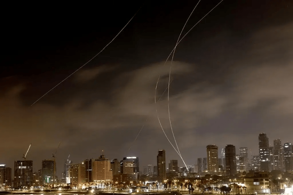 Relaciones Exteriores activa protocolo de evacuación en Irán; retira a 18&nbsp;mexicanos