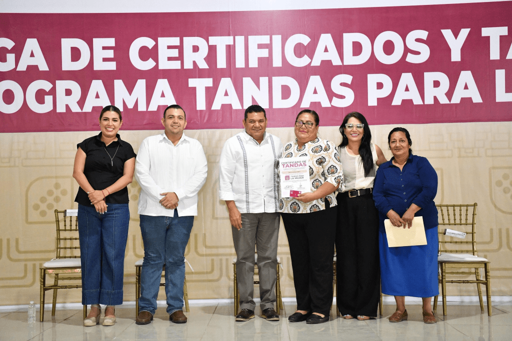 Impulsa Gobierno del Pueblo empoderamiento femenino con 300 Tandas para la Mujer en&nbsp;Jalapa