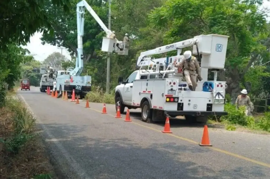 Javier May denuncia abandono de la CFE en Tabasco; acuerdan nueva subestación y mantenimiento&nbsp;urgente