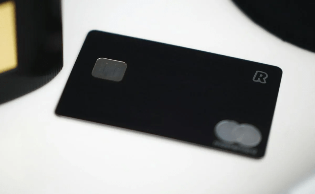 Desmantelan red de estafadores integrada por exempleados de&nbsp;bancos