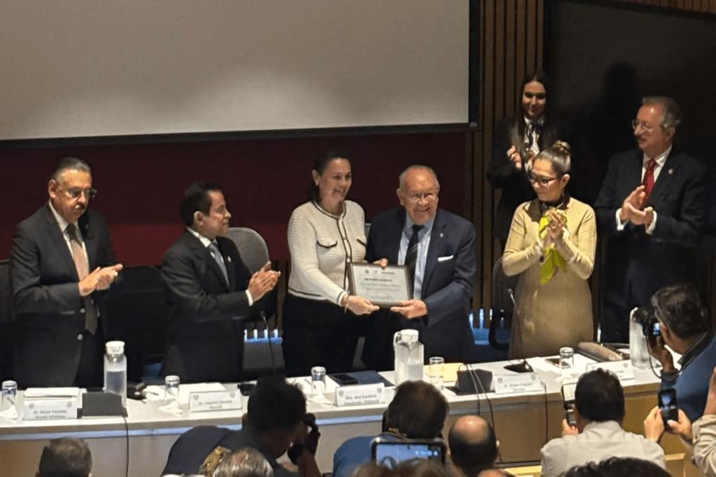 UNAM rinde homenaje a pioneros de los trasplantes de corazón en&nbsp;México