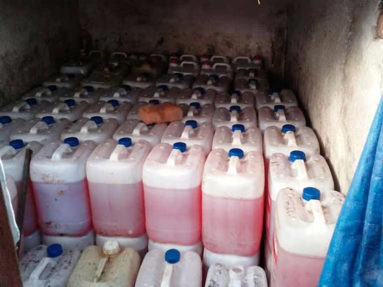 Aseguran más de 112 mil litros de hidrocarburo en Tabasco; hay detenidos y armamento&nbsp;decomisado