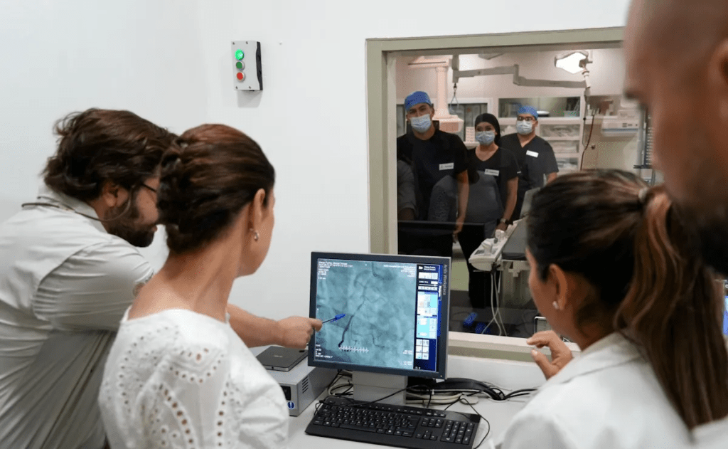 “Cuando se trata de la salud no puede faltar ningún recurso”, asegura&nbsp;Sheinbaum