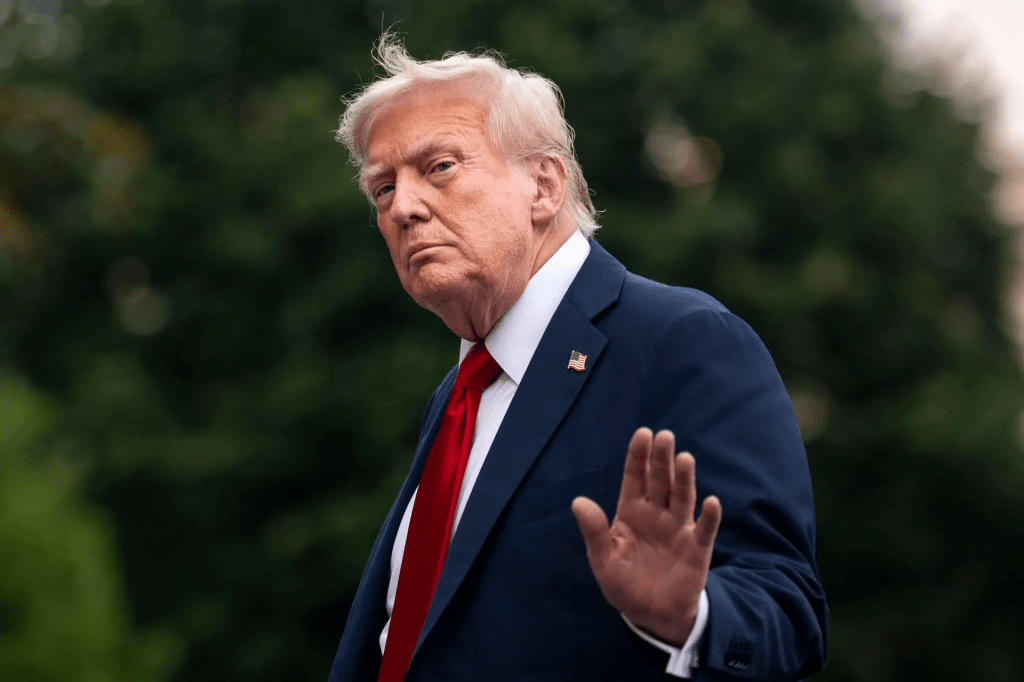 Trump amenaza a Rusia con aranceles del 100 % si no hay acuerdo sobre Ucrania en 50&nbsp;días