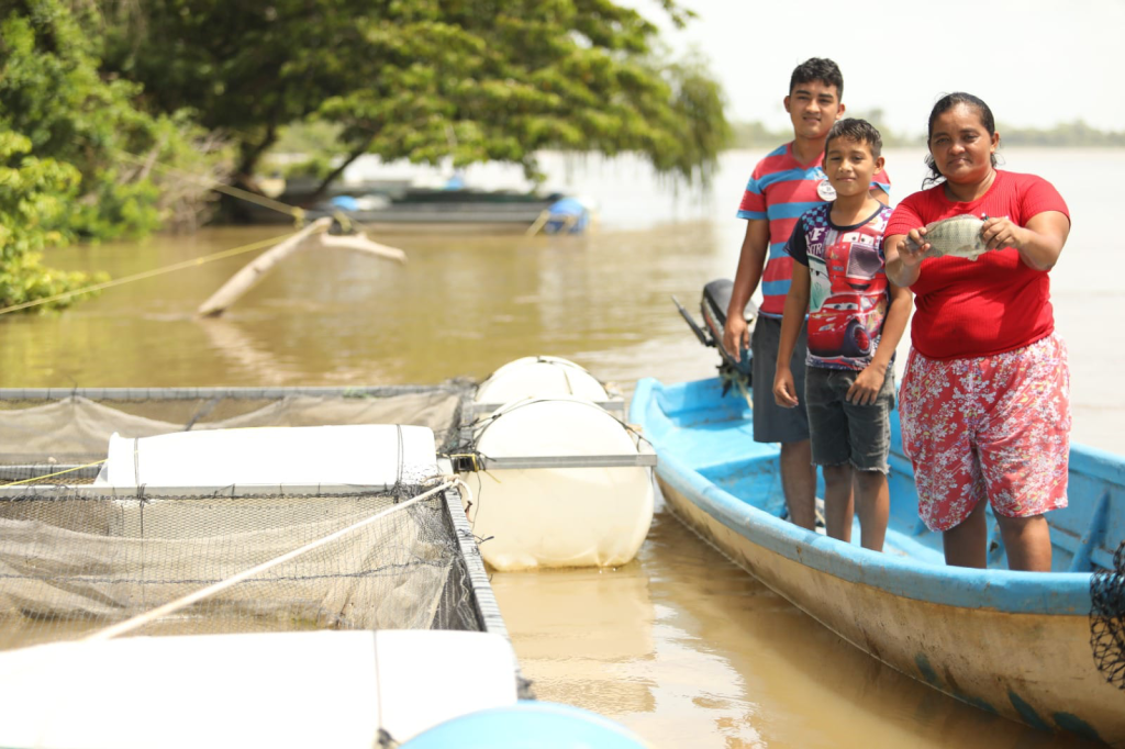 “Pescando Vida” transforma comunidades en Jonuta: familias producen tilapia y fortalecen su&nbsp;economía