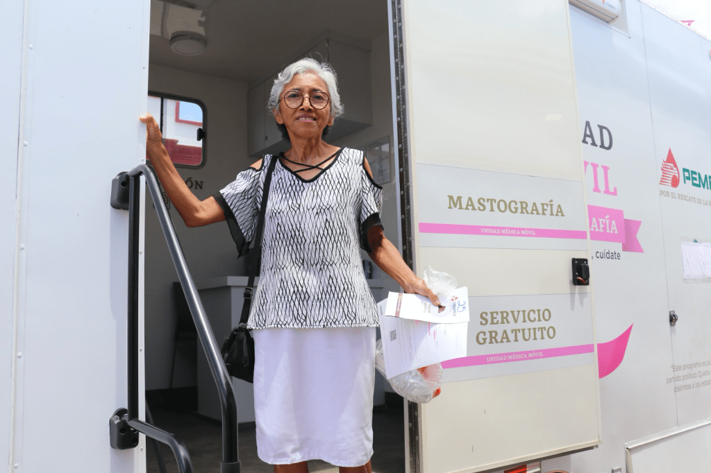 Secretaría de Salud, Pemex y DIF de Jalpa de Méndez realizan jornada gratuita de detección temprana de cáncer de mama y salud&nbsp;reproductiva