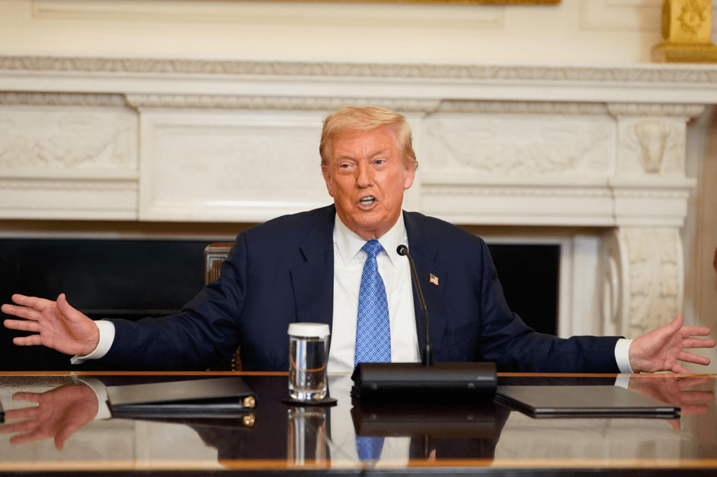 Trump promete “liberar” a Washington del crimen; Pentágono alista la Guardia&nbsp;Nacional