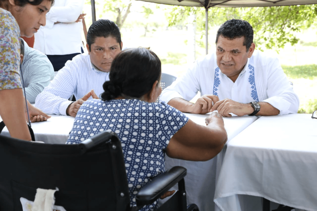 Gobierno del Pueblo ofrece servicios de salud, educación y asistencia en Vicente Guerrero, Jalpa de&nbsp;Méndez