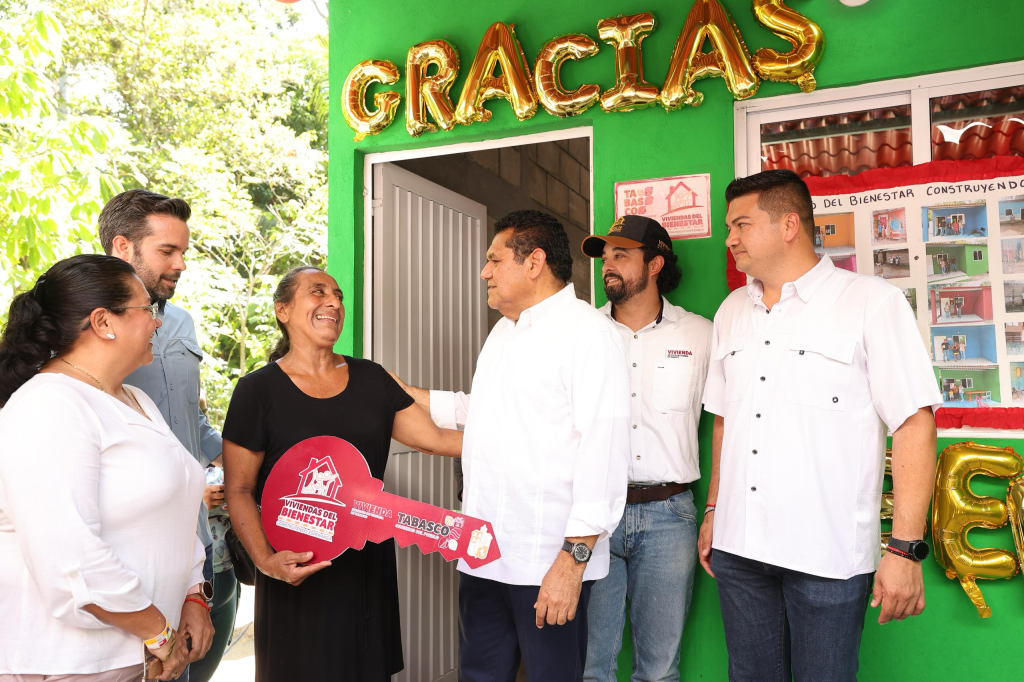 Gobierno de Tabasco entrega viviendas dignas a jefas de familia en Comalcalco: avanzan acciones contra la&nbsp;desigualdad