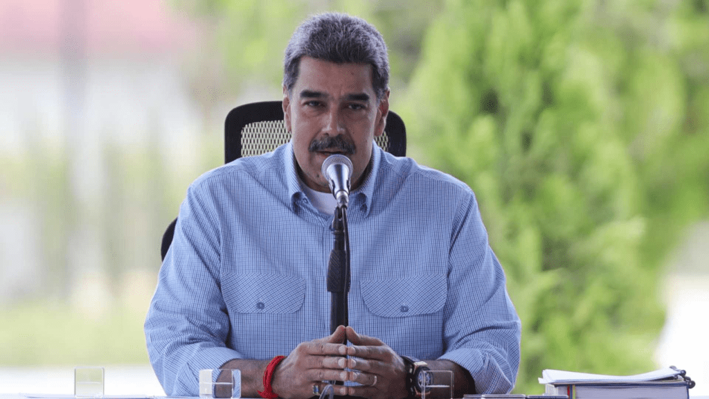 Nicolás Maduro acusa a EE.UU. de buscar un “cambio de régimen” de manera&nbsp;“terrorista”