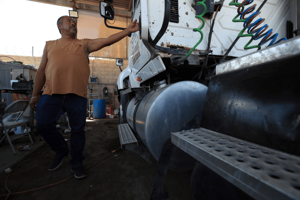 Transportistas mexicanos descartan que la suspensión de visas de EE.UU. afecte su&nbsp;labor