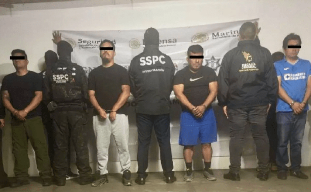 Detienen en Puebla a expolicías que brindaban protección a&nbsp;criminales