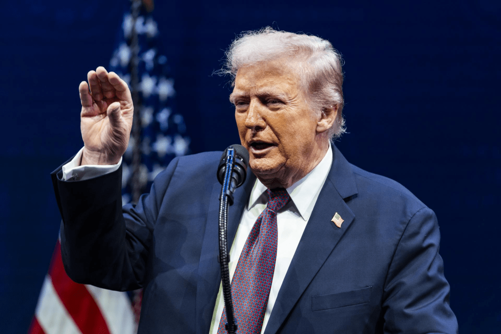 Trump niega conversaciones para preparar un “cambio de régimen” en&nbsp;Venezuela