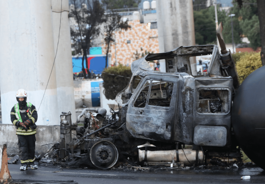 Suman nueve muertos por explosión de pipa en&nbsp;Iztapalapa