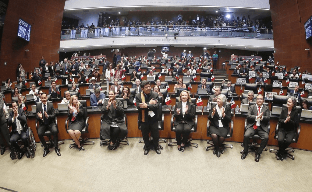 Rinden protesta 875 juzgadores como integrantes del nuevo Poder&nbsp;Judicial