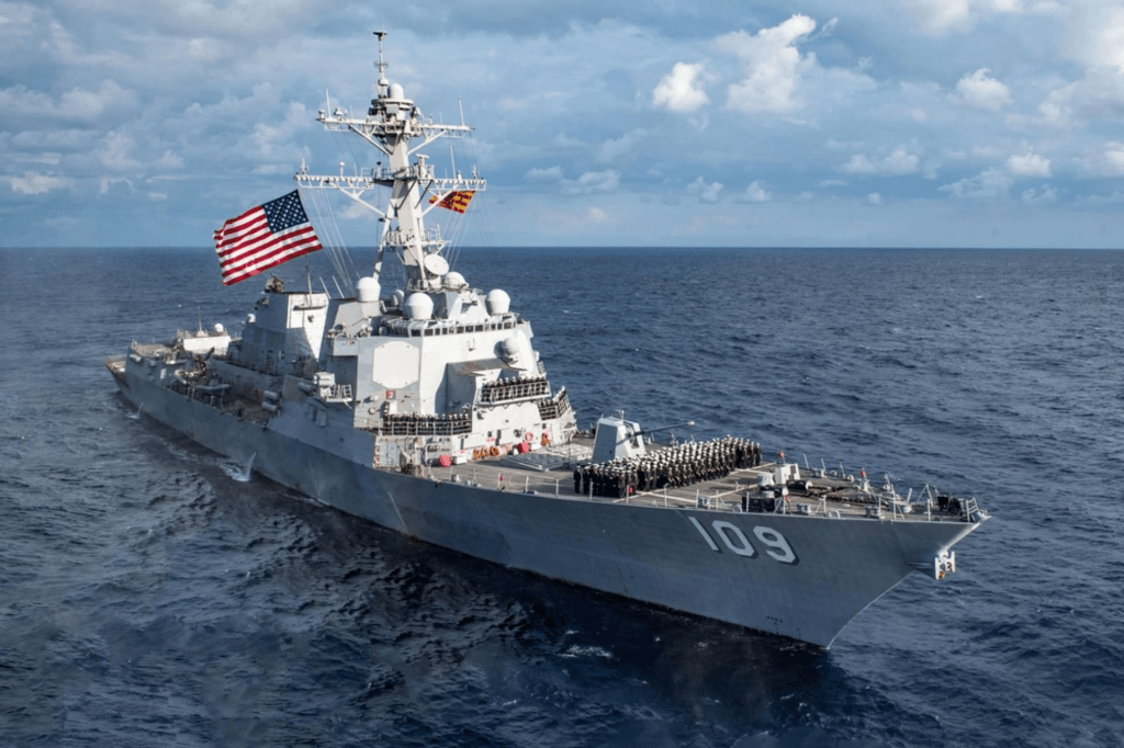 Venezuela asegura que buque destructor de EE.UU. abordó de manera “ilegal” una&nbsp;embarcación