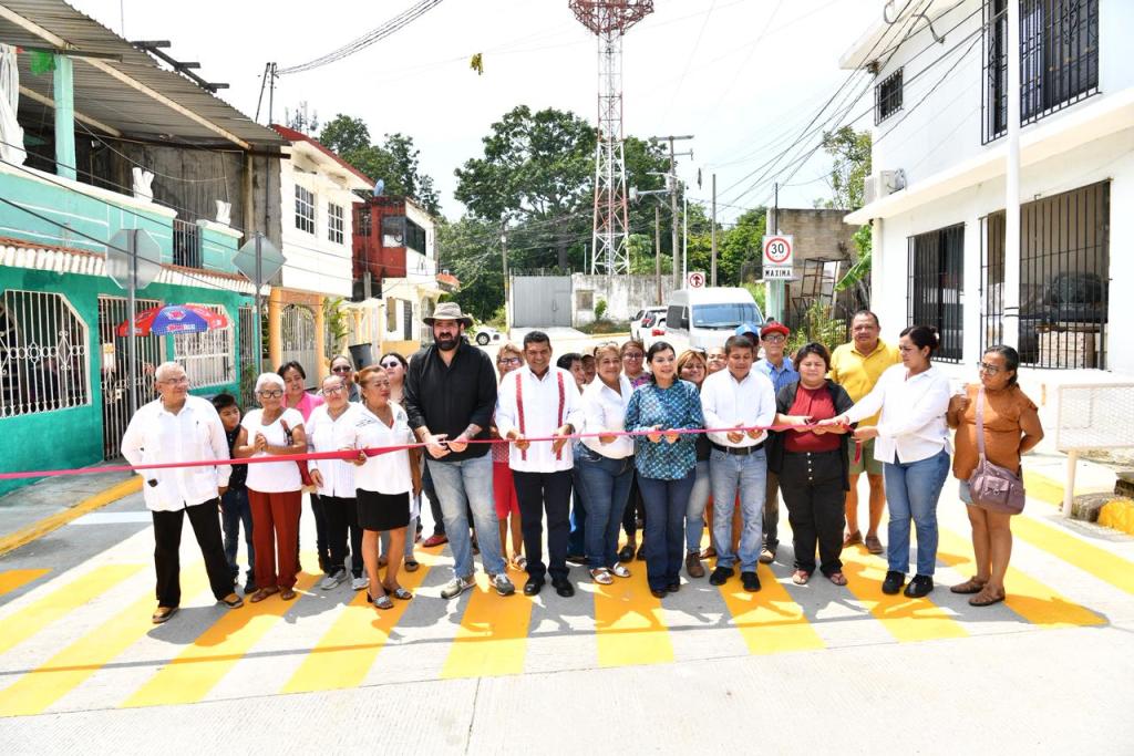 Después de 50 años, Primero de Mayo estrena calles y servicios: Javier May entrega obras por más de 13 mdp en&nbsp;Villahermosa