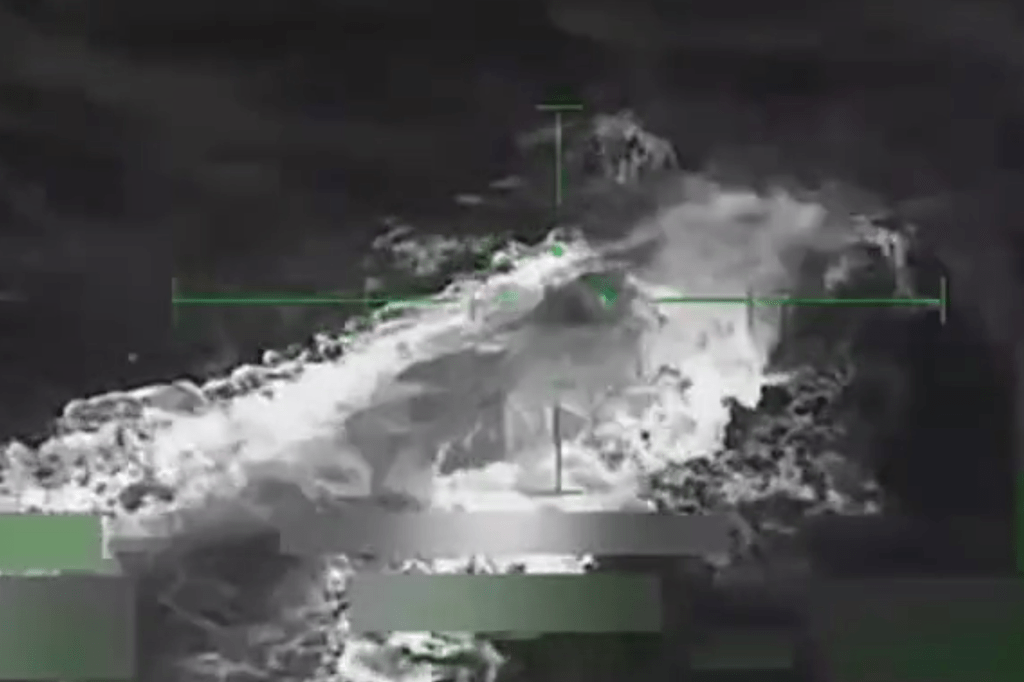 Sobrevivientes del ataque de EE.UU. a submarino en el Caribe fueron repatriados a Colombia y&nbsp;Ecuador