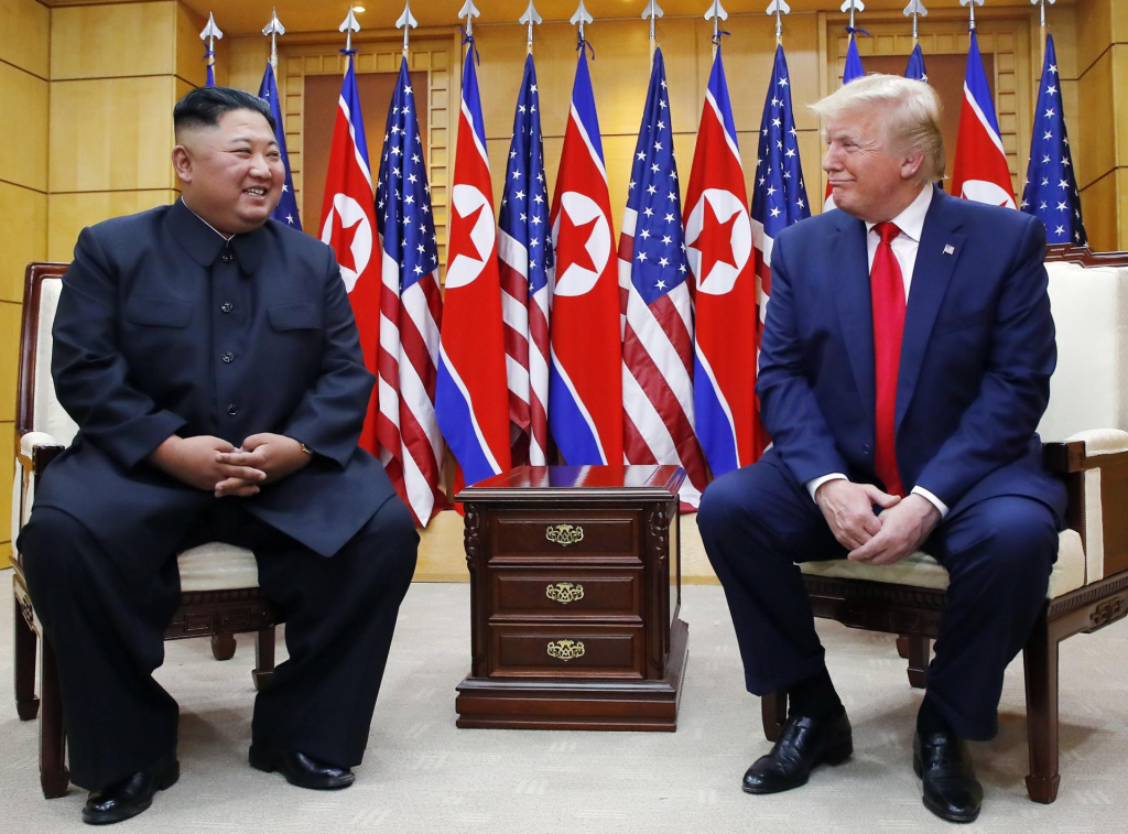Trump dice estar dispuesto a reunirse con el líder norcoreano Kim Jong-un en gira&nbsp;asiática