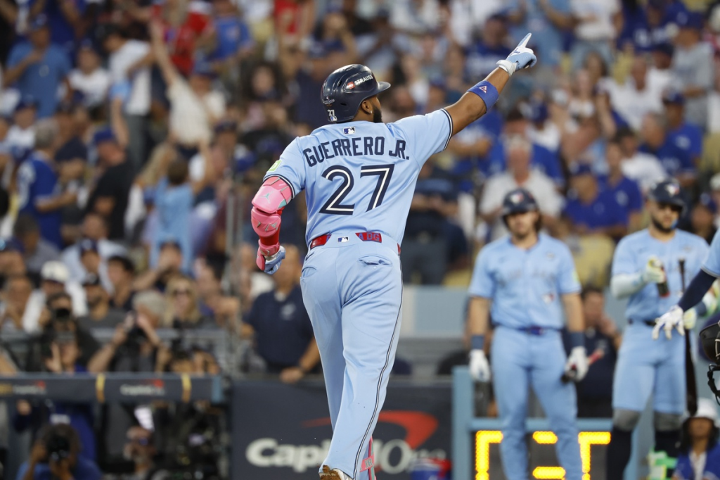 Azulejos Derrotan a Dodgers 4-2: Igualan nuevamente la Serie&nbsp;Mundial