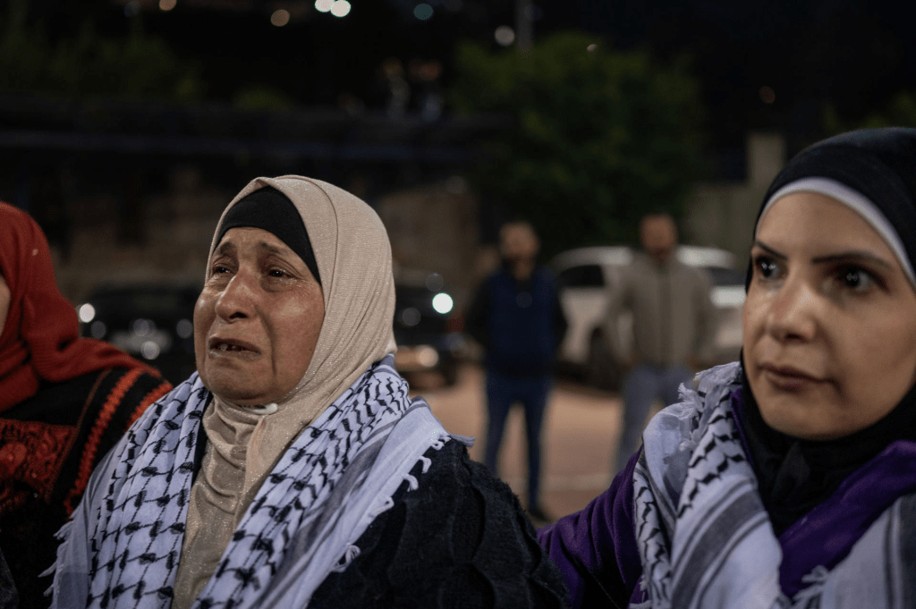 Israel traslada a presos palestinos a las cárceles de Ofer y Ketziot de cara al&nbsp;canje