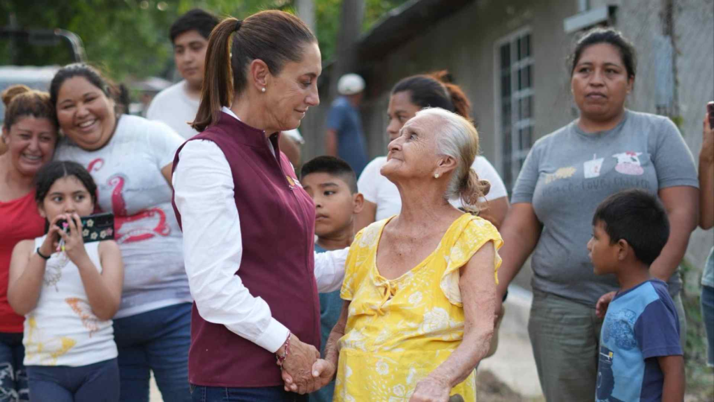 Sheinbaum supervisa entrega de ayuda en&nbsp;Veracruz