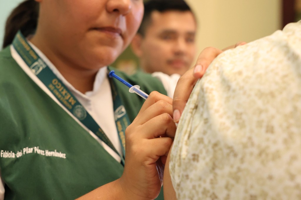 Lanza Gobierno del Pueblo Campaña de Vacunación Invernal 2025-2026 en&nbsp;Tabasco