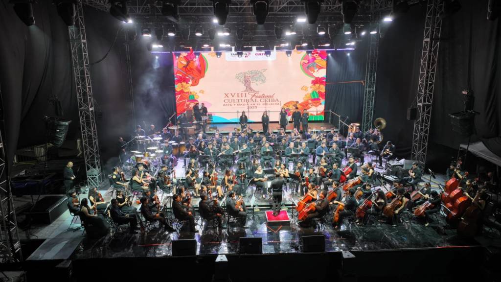 Clausuran con éxito el Festival Cultural Ceiba 2025 con emotivo concierto&nbsp;sinfónico