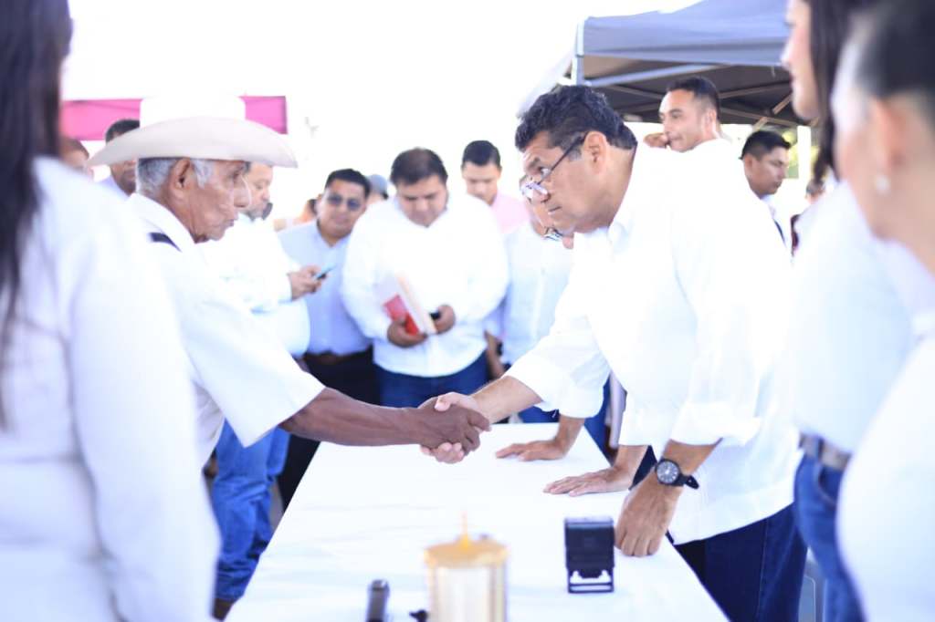 Javier May encabeza audiencia pública en Centla y reafirma compromiso con el gobierno en&nbsp;territorio