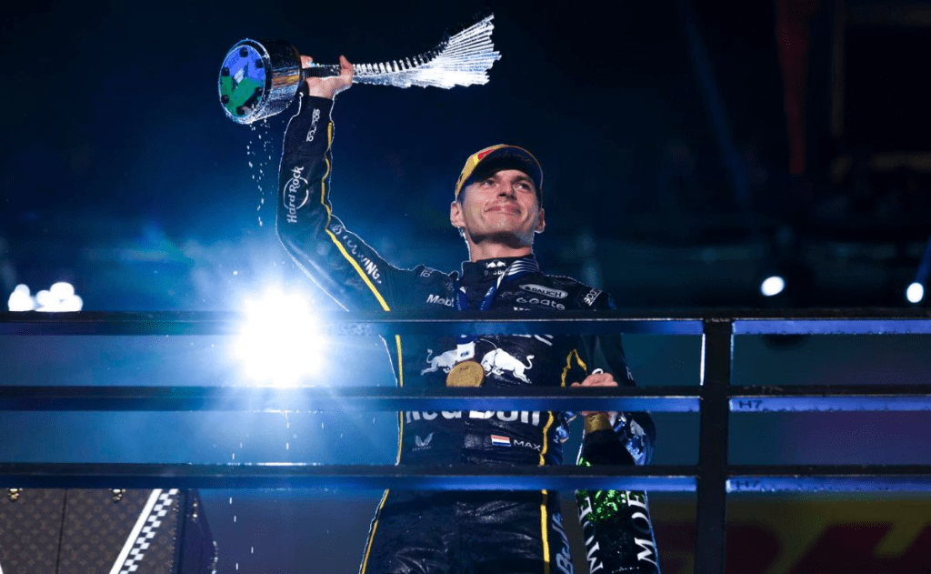 Verstappen gana en Las Vegas; descalificación de Norris y Piastri reconfigura el Mundial de&nbsp;F1