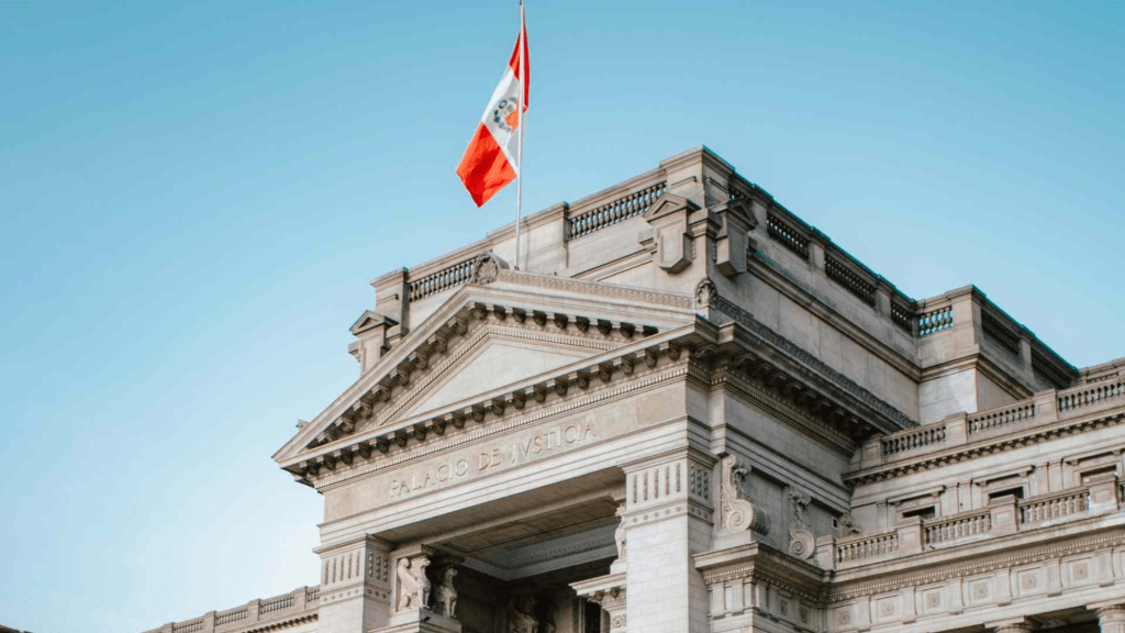 Primer ministro de Perú dice que “no es posible” ingresar a la Embajada de México en&nbsp;Lima