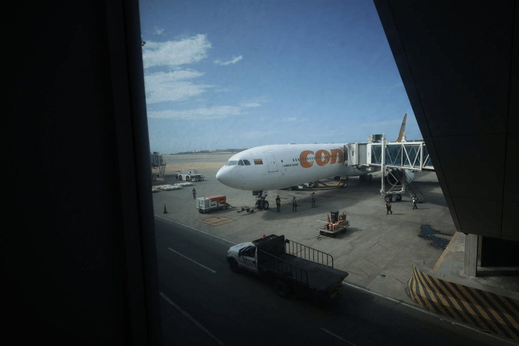 Venezuela condena que Trump “insólitamente” intenta “dar órdenes” sobre su espacio&nbsp;aéreo