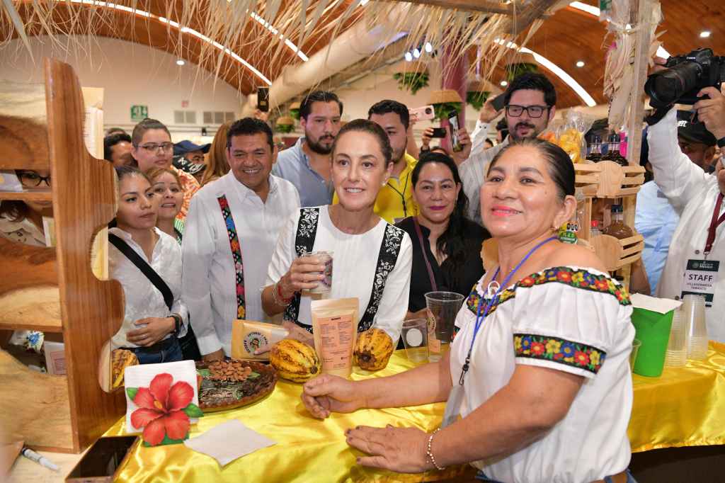 Productores tabasqueños celebran anuncio de planta procesadora de cacao en&nbsp;Comalcalco