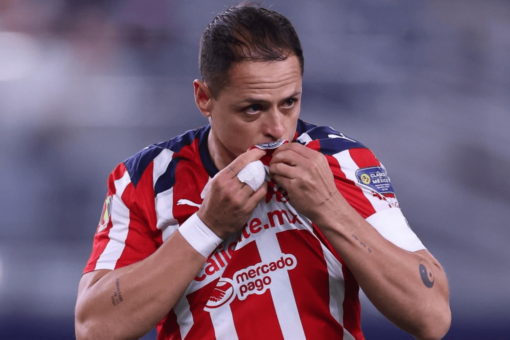 Chivas hace oficial la salida de Javier ‘Chicharito’&nbsp;Hernández
