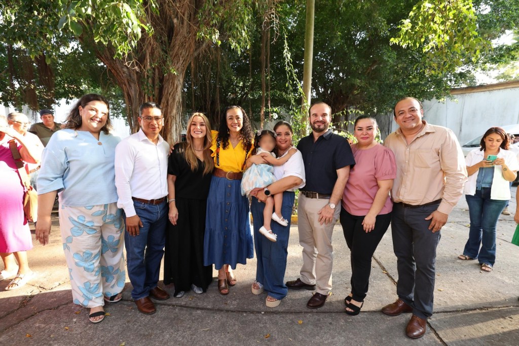 DIF Tabasco concreta segunda adopción del año y entrega a dos menores a sus nuevas&nbsp;familias