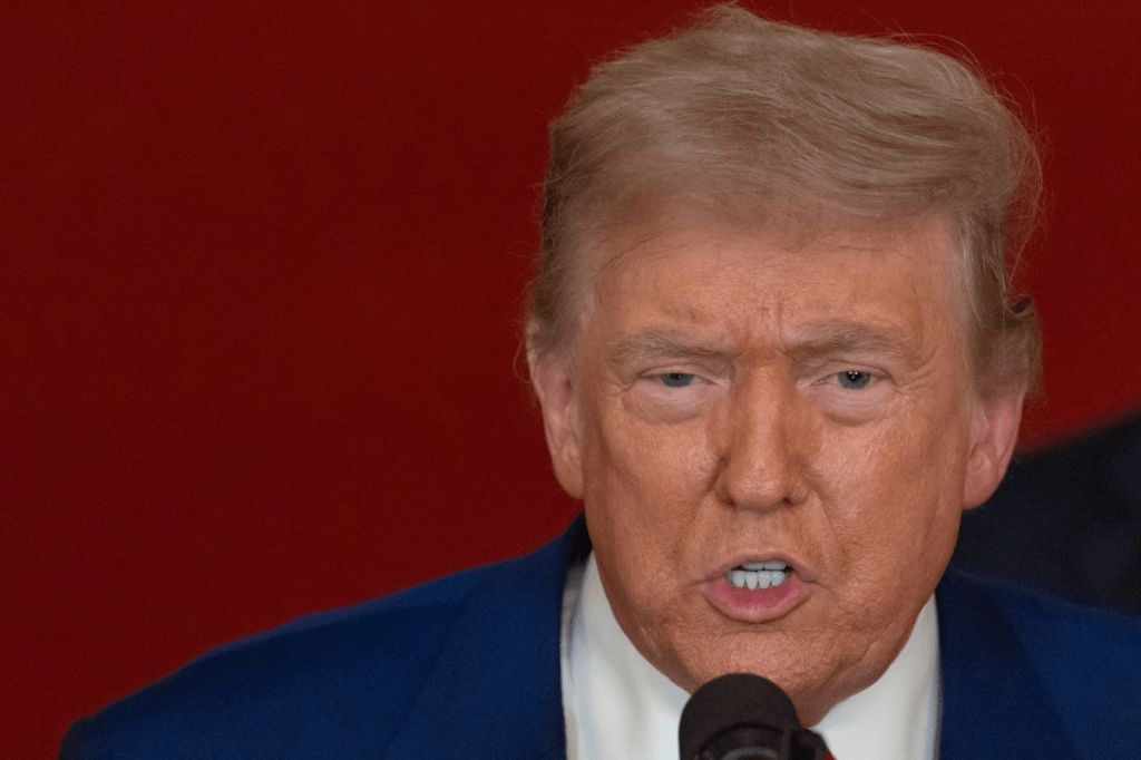 Irán acusa a Trump de incitar a la violencia y amenazar su&nbsp;soberanía