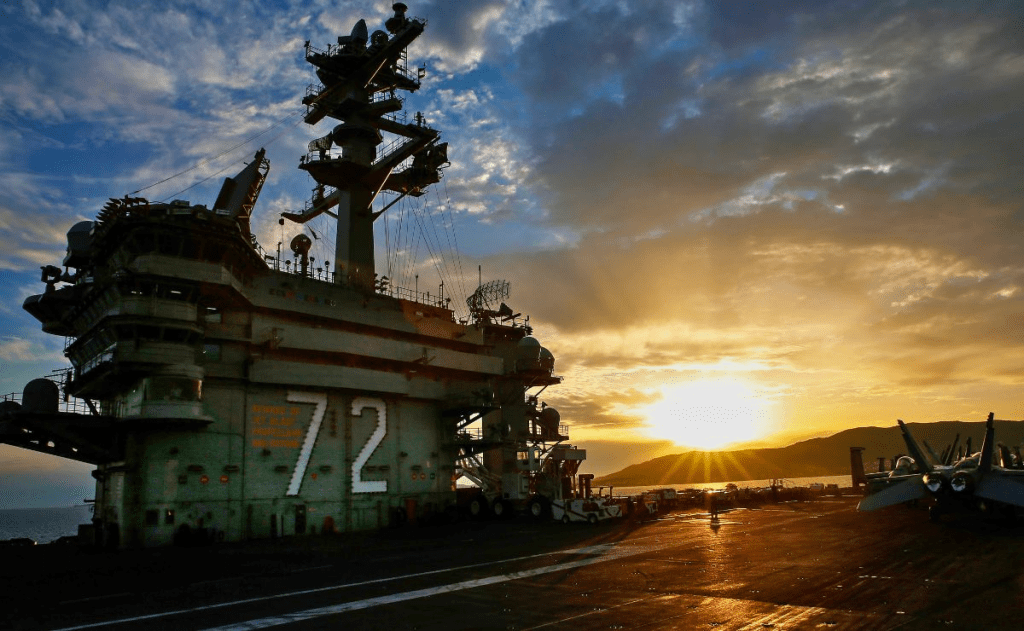 Portaaviones nuclear de EE.UU. llega a Medio Oriente en medio de tensión con&nbsp;Irán