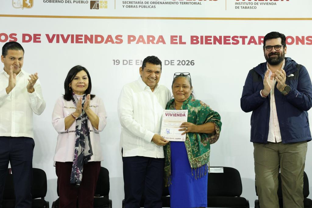 Entrega Gobierno del Pueblo primeros 100 certificados de Viviendas del Bienestar 2026 en&nbsp;Centro
