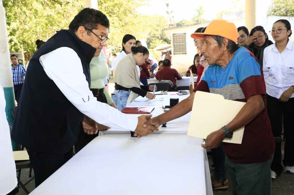 En Atención al Pueblo, Gobierno de Tabasco anuncia inversión de 20 mdp en rehabilitación de caminos del Plan Balancán-Tenosique