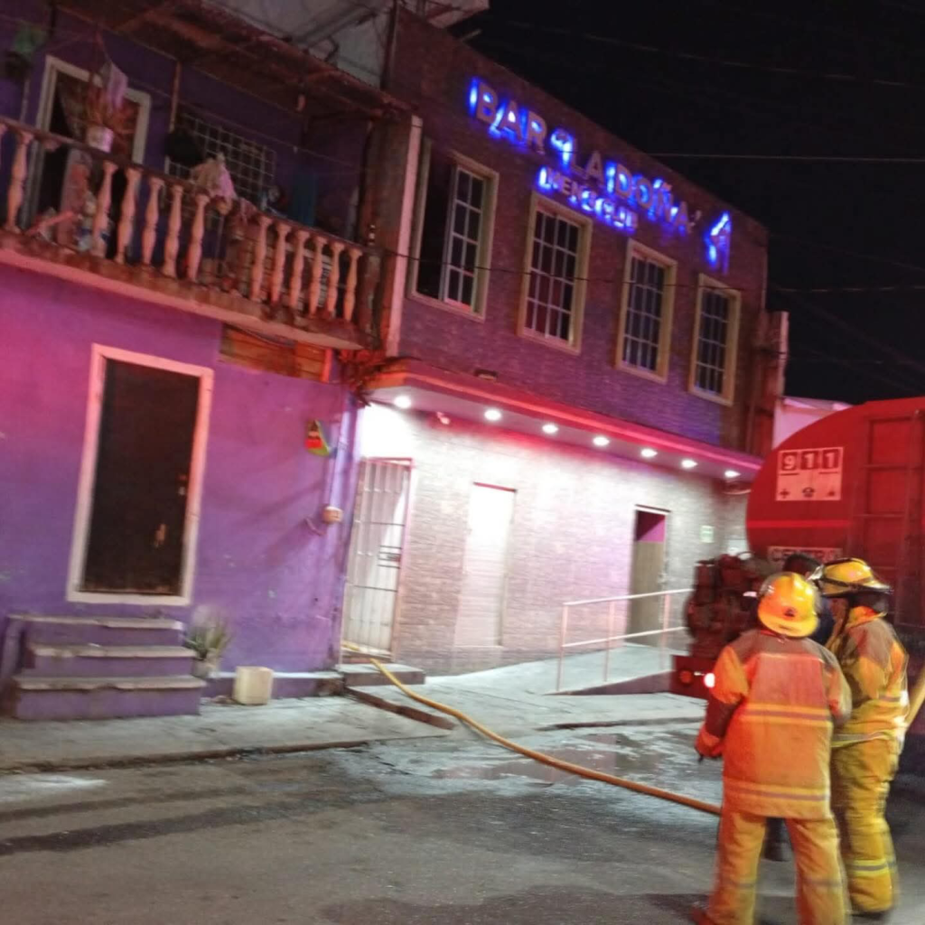 Incendio en bar “La Doña” moviliza a cuerpos de emergencia en&nbsp;Villahermosa