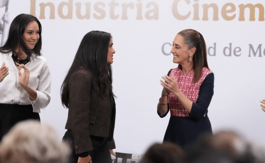 Salma Hayek reconoce el apoyo de la presidenta Sheinbaum a la industria&nbsp;cinematográfica