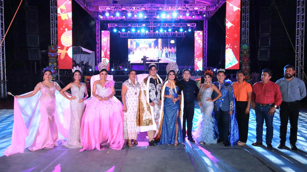 Gobierno estatal respalda tradiciones en la Coronación del Carnaval Tacotalpa&nbsp;2026