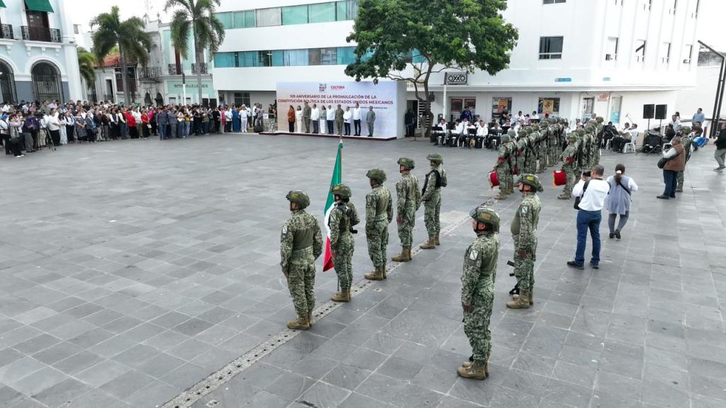 Llaman a fortalecer la vida pública con responsabilidad y cercanía al pueblo durante acto cívico en&nbsp;Tabasco