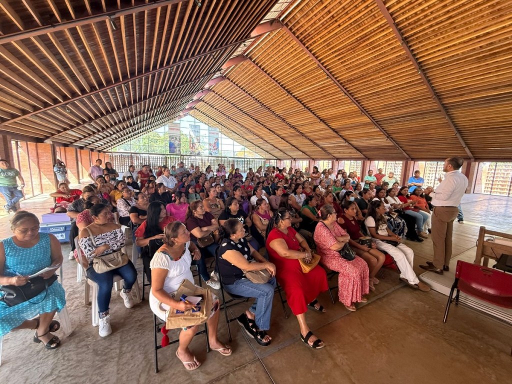 Impulsan cultura contributiva para fortalecer a emprendedores en Nacajuca