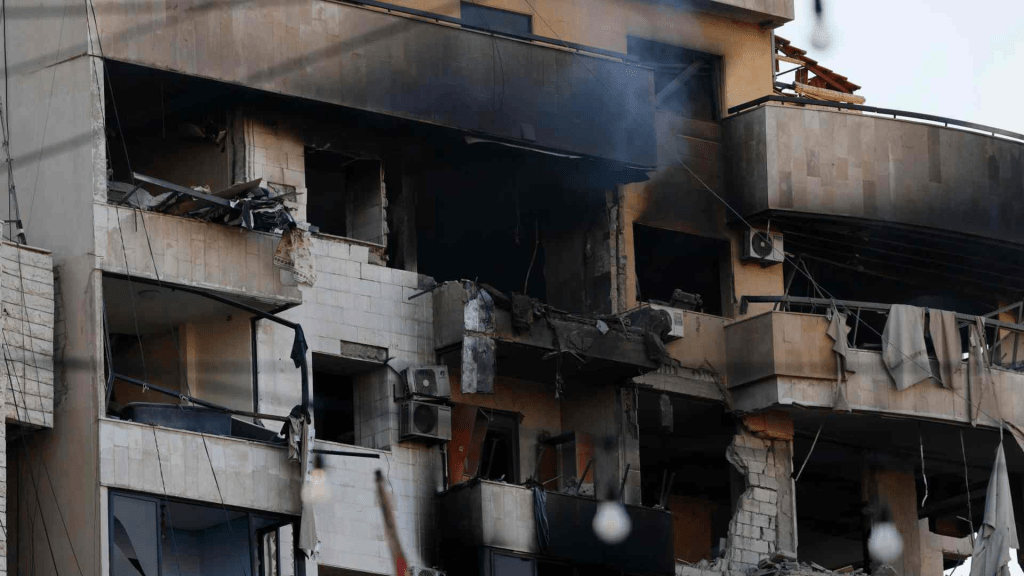 Israel bombardea los suburbios de Beirut a cuentagotas tras órdenes masivas de&nbsp;evacuación