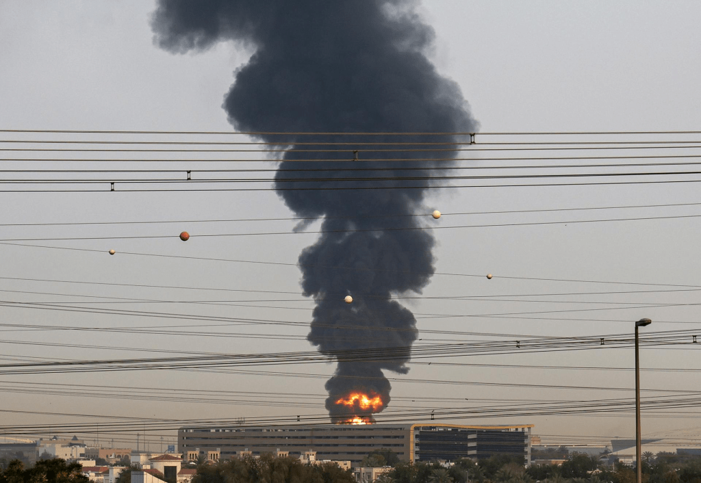 EE.UU. ataca instalaciones de misiles de Irán ubicados cerca del estrecho de&nbsp;Ormuz