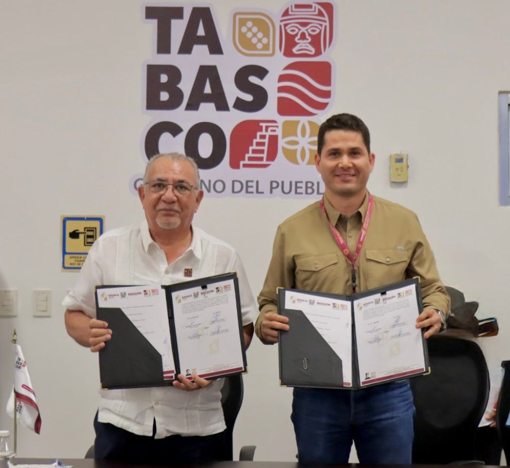 IPCET y COBATAB firman convenio para fortalecer cultura de protección civil en&nbsp;planteles