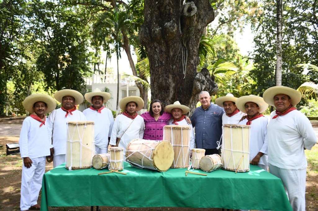 Entregan nuevos instrumentos a Tamborileros del Gobierno de Tabasco en el Día del Tamborilero&nbsp;Tabasqueño