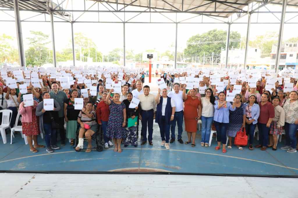 “Gobierno de Tabasco entrega 800 Tandas para la Mujer en Paraíso”